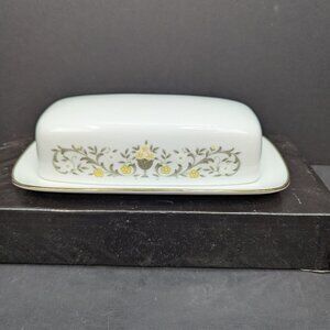 Seizan Fine China Japan Iris 7950 Floral Pattern Covered Butter Dish Gold Trim